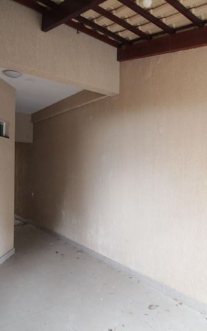 Casa à venda com 85m², 2 quartos e 1 vagaGaragem