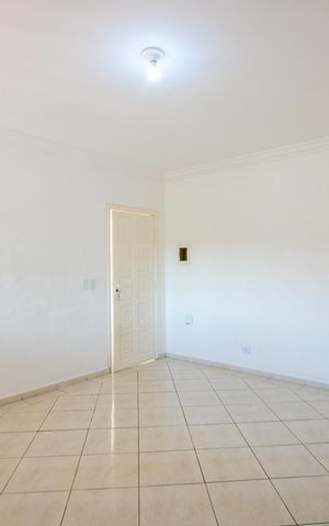 Casa para alugar com 90m², 2 quartos e 1 vaga Casa para alugar com 90m², 2 quartos e 1 vagaSala