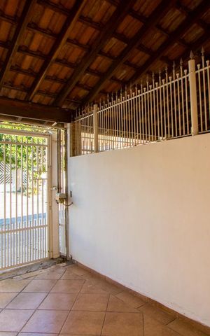 Casa para alugar com 90m², 2 quartos e 1 vaga Casa para alugar com 90m², 2 quartos e 1 vagaGaragem