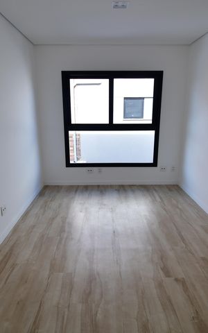 Casa de condomínio à venda com 230m², 3 quartos e 4 vagasSala 2