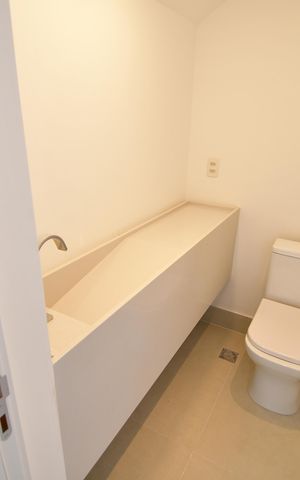 Casa de condomínio à venda com 230m², 3 quartos e 4 vagasLavabo