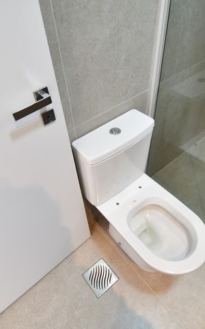 Casa de condomínio à venda com 230m², 3 quartos e 4 vagasBanheiro Suíte 2