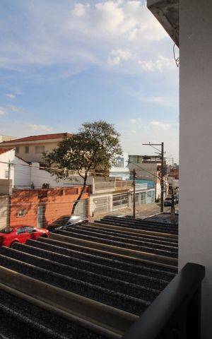 Casa à venda com 185m², 3 quartos e 2 vagasQuarto 3 - Varanda