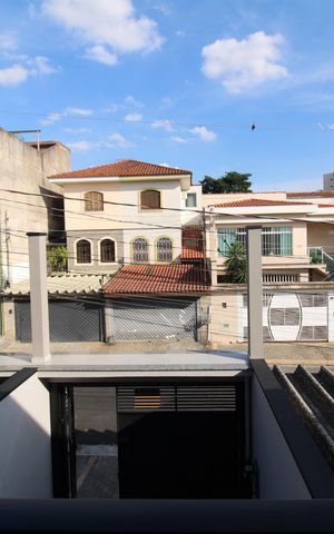 Casa à venda com 185m², 3 quartos e 2 vagasQuarto 3 - Varanda