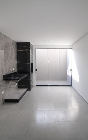 Casa à venda com 185m², 3 quartos e 2 vagasÁrea de Serviço