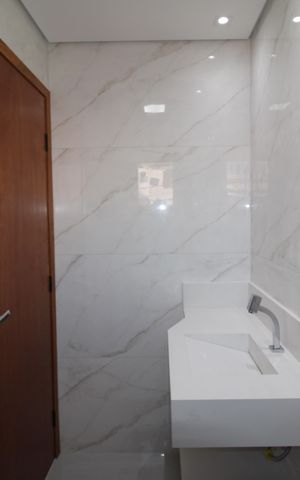 Casa à venda com 185m², 3 quartos e 2 vagasQuarto 3 - Banheiro