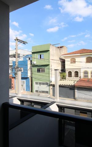 Casa à venda com 185m², 3 quartos e 2 vagasQuarto 3 - Varanda