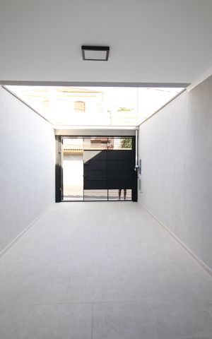 Casa à venda com 185m², 3 quartos e 2 vagasGaragem