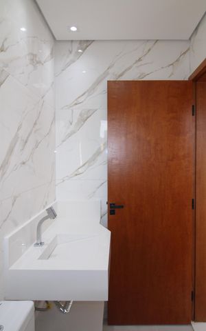 Casa à venda com 185m², 3 quartos e 2 vagasQuarto 1 - Banheiro