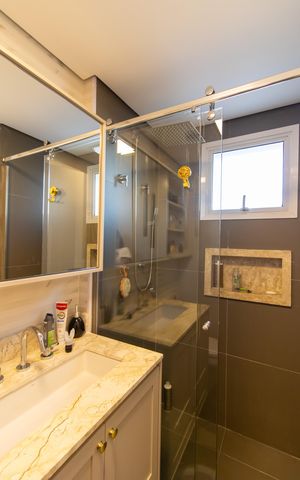 Apartamento à venda com 93m², 3 quartos e 2 vagas Apartamento à venda com 93m², 3 quartos e 2 vagasSuíte