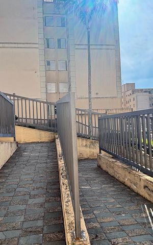 Apartamento para alugar com 46m², 2 quartos e 1 vaga Apartamento para alugar com 46m², 2 quartos e 1 vagaÁrea comum - Rampa - Corrimão