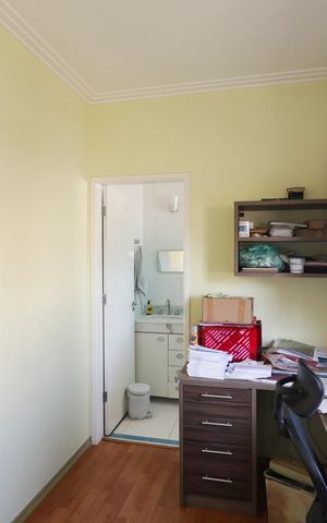 Casa à venda com 250m², 3 quartos e 3 vagas Casa à venda com 250m², 3 quartos e 3 vagasSuíte 3