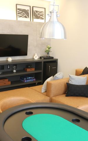 Apartamento à venda com 89m², 2 quartos e 2 vagasÁrea comum - Salão de jogos