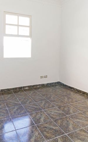Casa à venda com 150m², 1 quarto e sem vaga Casa à venda com 150m², 1 quarto e sem vagaQuarto