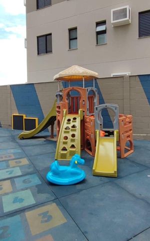 Apartamento à venda com 46m², 2 quartos e 1 vaga Apartamento à venda com 46m², 2 quartos e 1 vagaÁrea comum - Playground