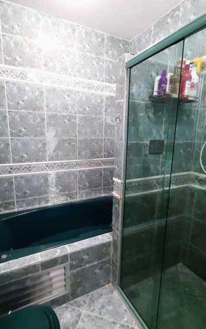 Casa de condomínio à venda com 184m², 3 quartos e 2 vagas