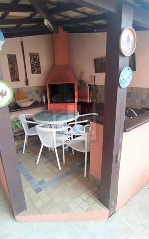 Casa à venda com 378m², 4 quartos e 4 vagas