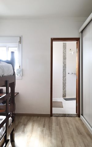 Casa à venda com 300m², 4 quartos e 3 vagasSuíte 3