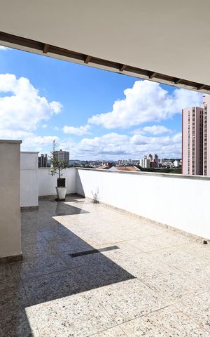 Casa à venda com 300m², 4 quartos e 3 vagasCobertura