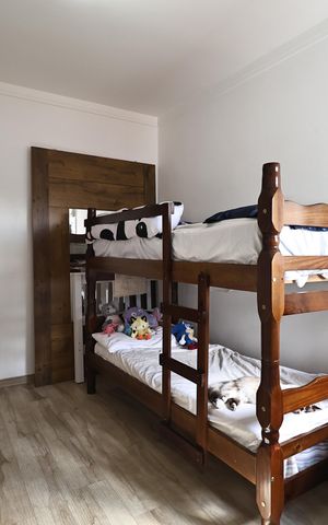 Casa à venda com 300m², 4 quartos e 3 vagasSuíte 3