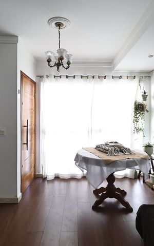 Casa à venda com 300m², 4 quartos e 3 vagasSala