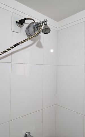 Casa à venda com 300m², 4 quartos e 3 vagasBanheiro