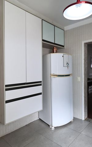 Casa à venda com 300m², 4 quartos e 3 vagasCozinha
