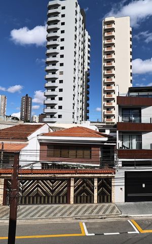 Casa à venda com 300m², 4 quartos e 3 vagasVista da Sacada