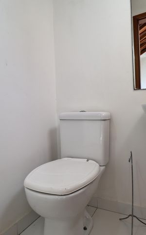 Casa à venda com 300m², 4 quartos e 3 vagaslavabo 2