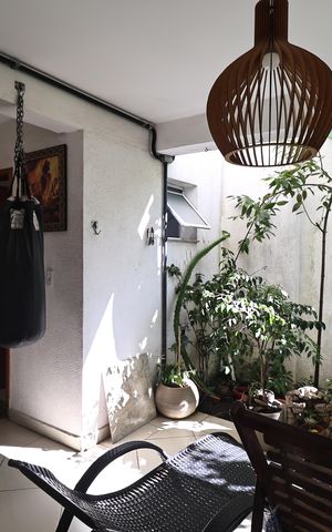 Casa à venda com 300m², 4 quartos e 3 vagasvaranda/jardim