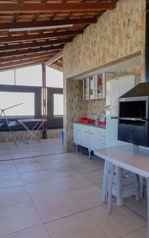 Apartamento à venda com 145m², 4 quartos e 1 vagaChurrasqueira