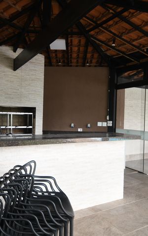 Casa de condomínio à venda com 410m², 5 quartos e 6 vagasÁrea comum - Churrasqueira
