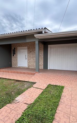 Casa à venda com 110m², 3 quartos e 2 vagas Casa à venda com 110m², 3 quartos e 2 vagasQuintal