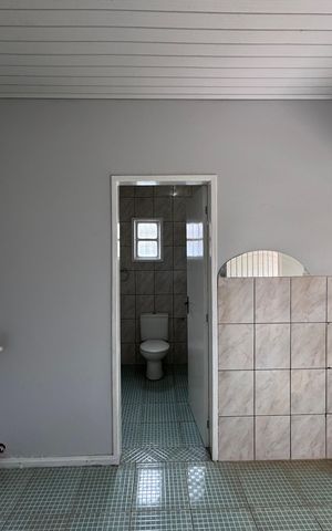Casa à venda com 110m², 3 quartos e 2 vagas Casa à venda com 110m², 3 quartos e 2 vagasCozinha