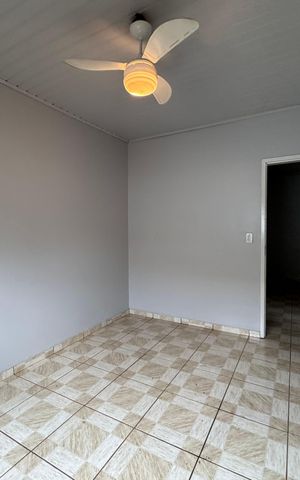 Casa à venda com 110m², 3 quartos e 2 vagas Casa à venda com 110m², 3 quartos e 2 vagasQuarto 1