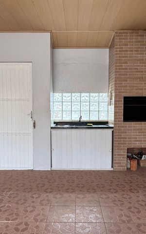 Casa à venda com 110m², 3 quartos e 2 vagas Casa à venda com 110m², 3 quartos e 2 vagasÁrea Gourmet