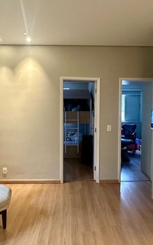Casa à venda com 287m², 3 quartos e 3 vagas Casa à venda com 287m², 3 quartos e 3 vagasQuarto
