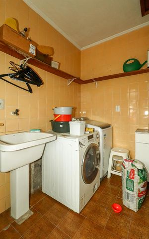 Casa à venda com 226m², 3 quartos e 2 vagasÁrea de Serviço