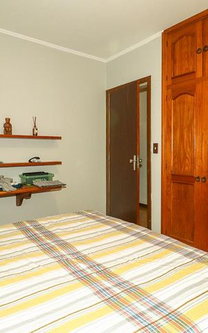 Casa à venda com 226m², 3 quartos e 2 vagasQuarto 1