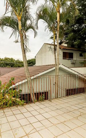 Casa à venda com 226m², 3 quartos e 2 vagasTerraço