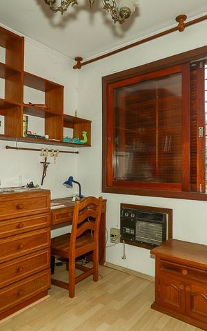 Casa à venda com 226m², 3 quartos e 2 vagasQuarto 2