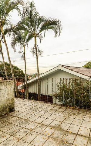 Casa à venda com 226m², 3 quartos e 2 vagasTerraço