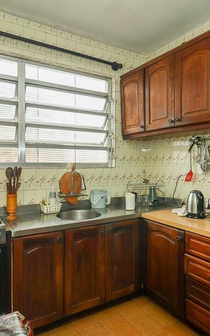 Casa à venda com 226m², 3 quartos e 2 vagasCozinha