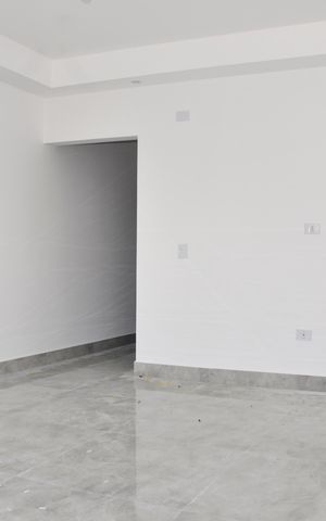 Casa à venda com 130m², 3 quartos e 2 vagas Casa à venda com 130m², 3 quartos e 2 vagasSala