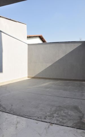 Casa à venda com 130m², 3 quartos e 2 vagas Casa à venda com 130m², 3 quartos e 2 vagasÁrea comum