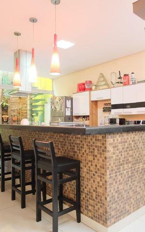 Casa à venda com 145m², 2 quartos e 2 vagasCozinha