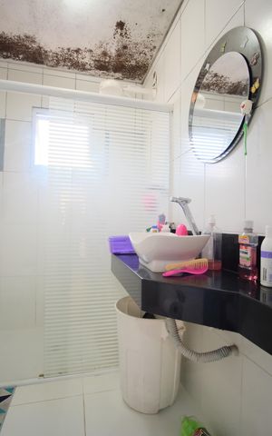 Casa à venda com 145m², 2 quartos e 2 vagasBanheiro da Suíte 2