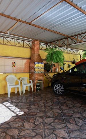 Casa à venda com 212m², 4 quartos e 13 vagas Casa à venda com 212m², 4 quartos e 13 vagasÁrea de lazer
