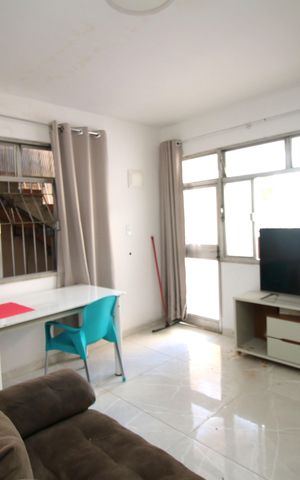 Casa à venda com 102m², 1 quarto e 1 vagaSala