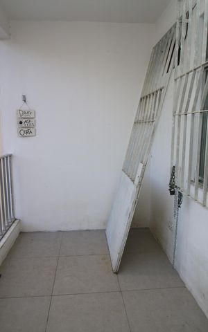 Casa à venda com 102m², 1 quarto e 1 vagaVaranda